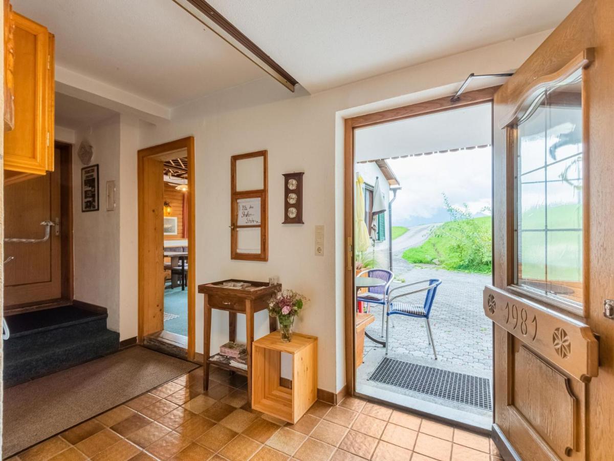 Vintage Holiday Home In Vorarlberg Near Ski Area 슈바르첸베르크 임 브레겐처발트 외부 사진