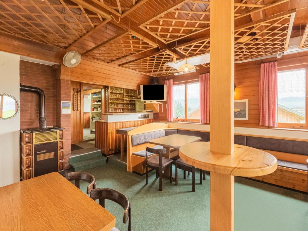 Vintage Holiday Home In Vorarlberg Near Ski Area 슈바르첸베르크 임 브레겐처발트 외부 사진