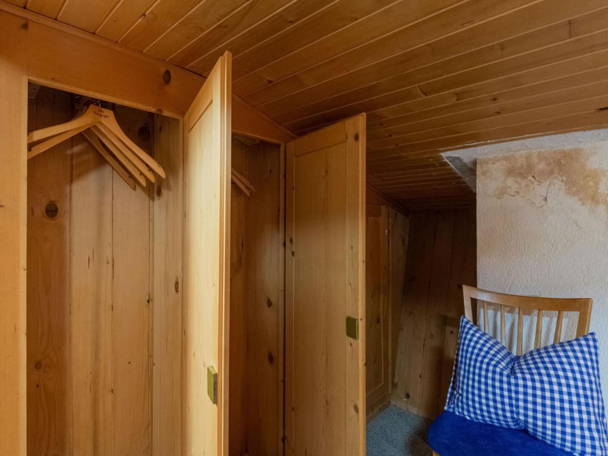 Vintage Holiday Home In Vorarlberg Near Ski Area 슈바르첸베르크 임 브레겐처발트 외부 사진